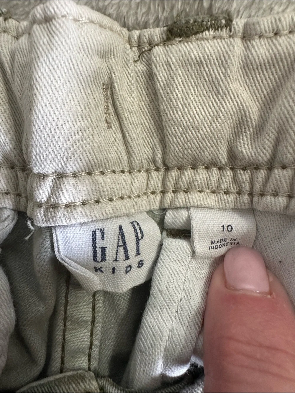 GAP Camo Cargo Shorts in Green and Brown
